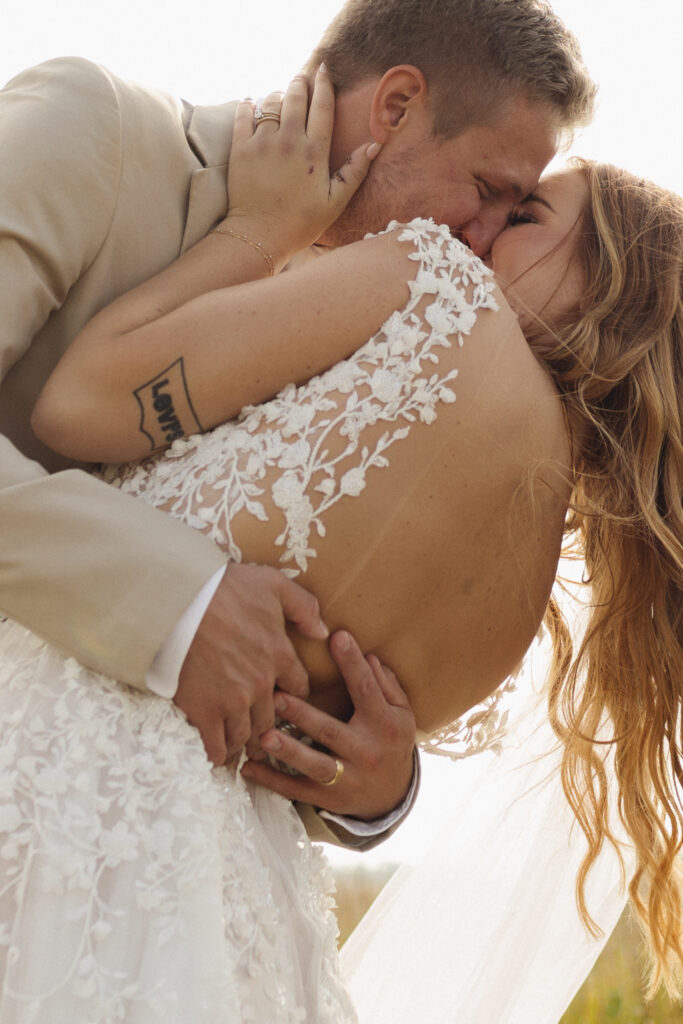 top reasons why you should hire a second photographer for your wedding