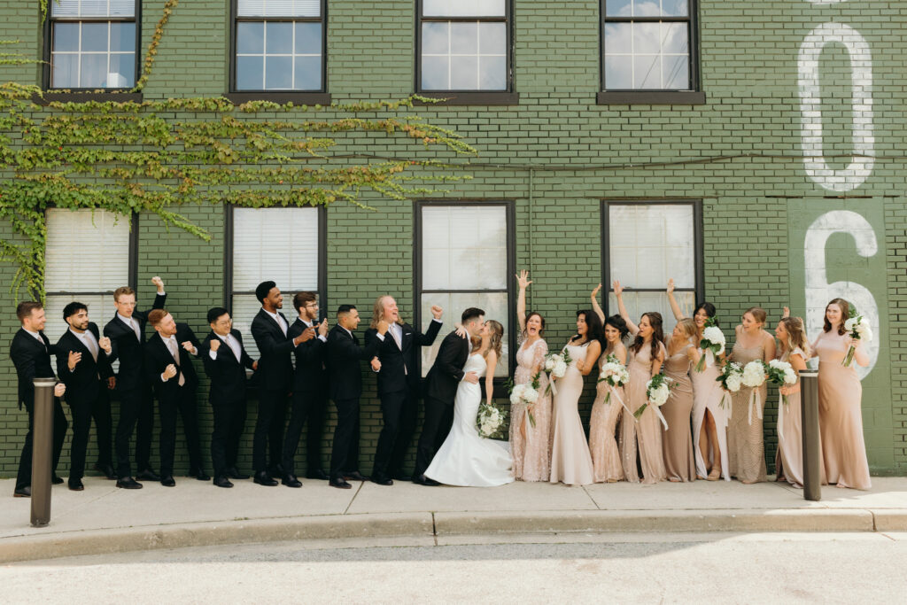The-Ivy-House-Milwaukee-Milwaukee-Wedding-Photographer