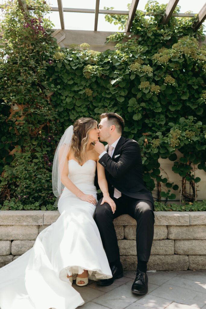 The-Ivy-House-Milwaukee-Milwaukee-Wedding-Photographer