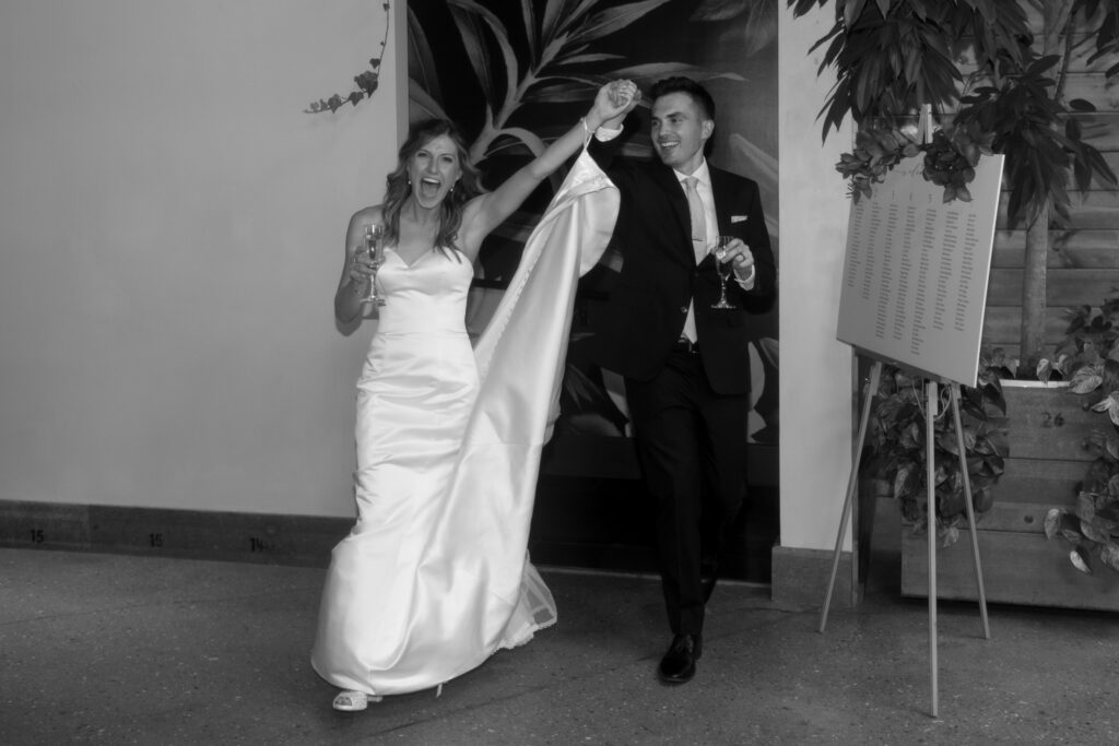 The-Ivy-House-Milwaukee-Milwaukee-Wedding-Photographer