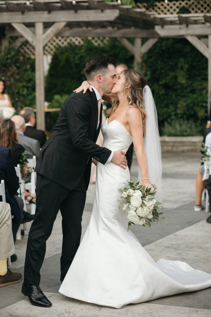 The-Ivy-House-Milwaukee-Milwaukee-Wedding-Photographer