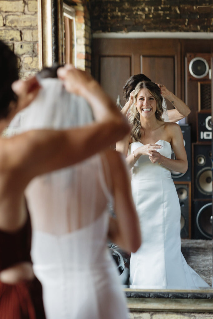 The-Ivy-House-Milwaukee-Milwaukee-Wedding-Photographer