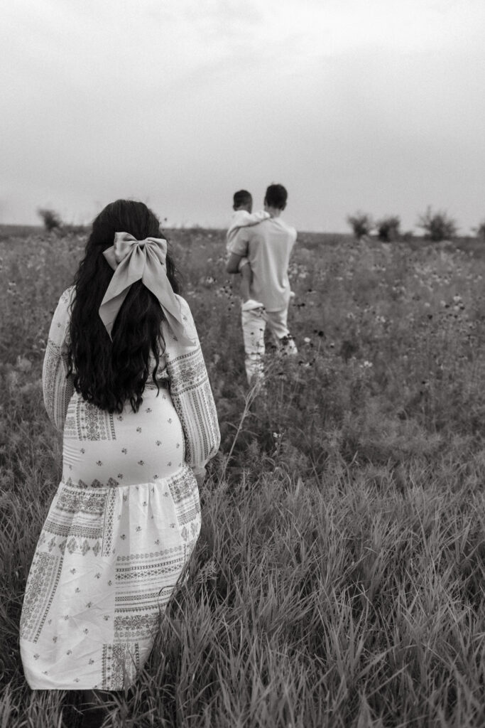 Palisades State Park Family Session with Wildflowers