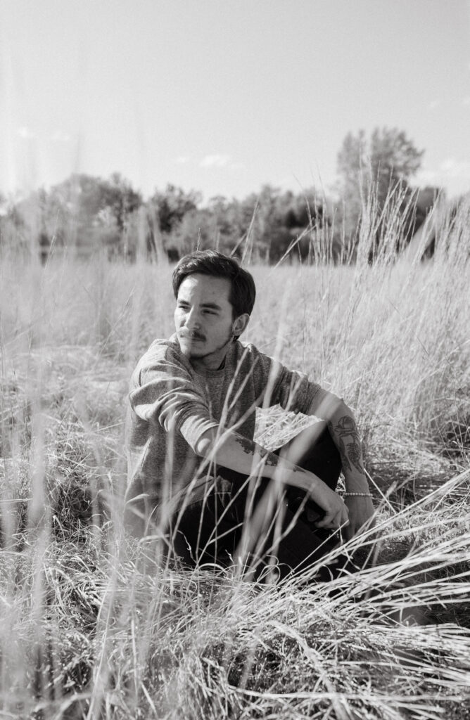 The outdoor campus senior photos