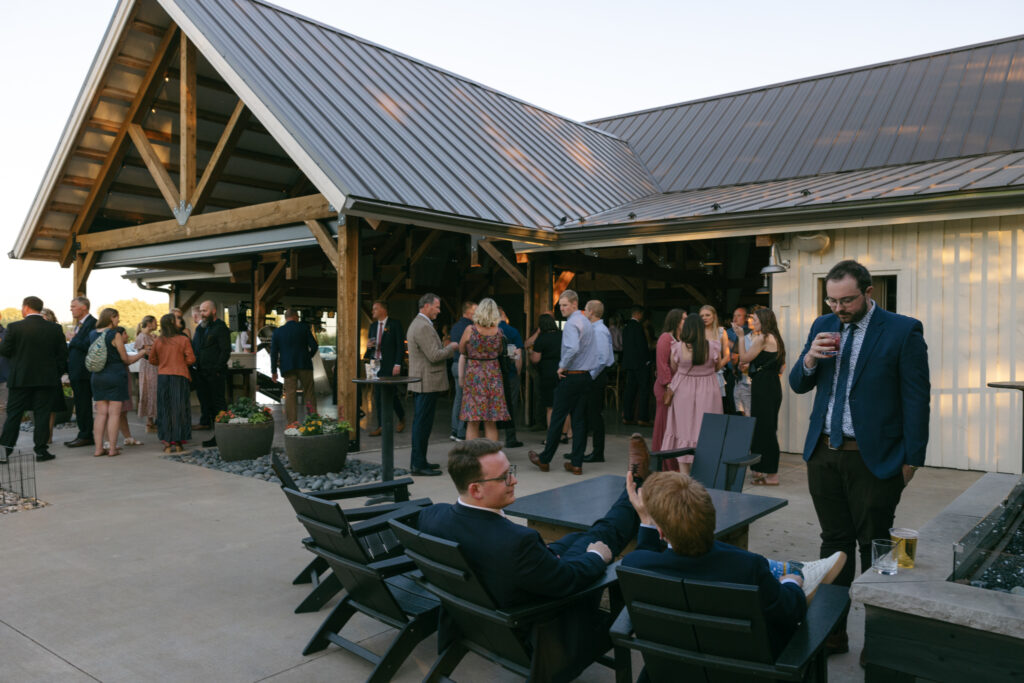 Best Sioux Falls Wedding Photographer